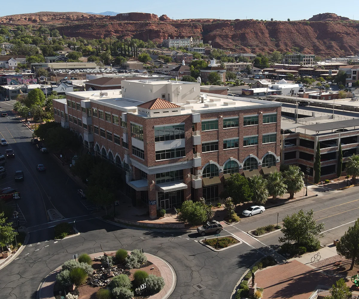 Available suite in a JMI Group commercial center