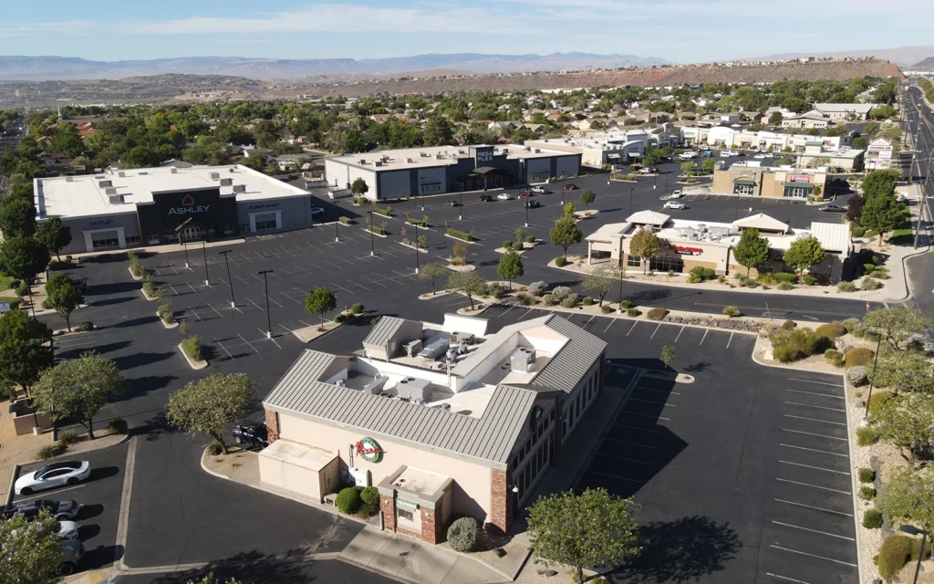 Pineview Plaza