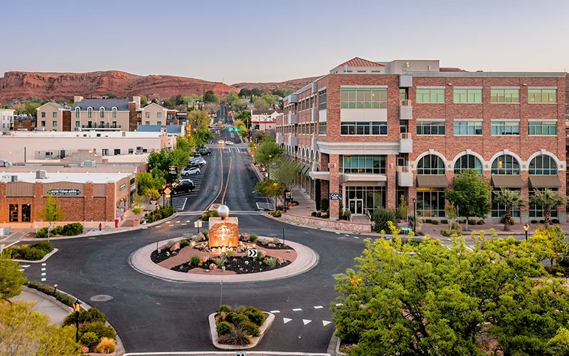 Mainstreet Plaza